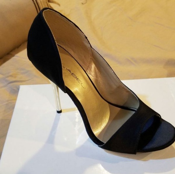 Shoes - Picture 1 of 1